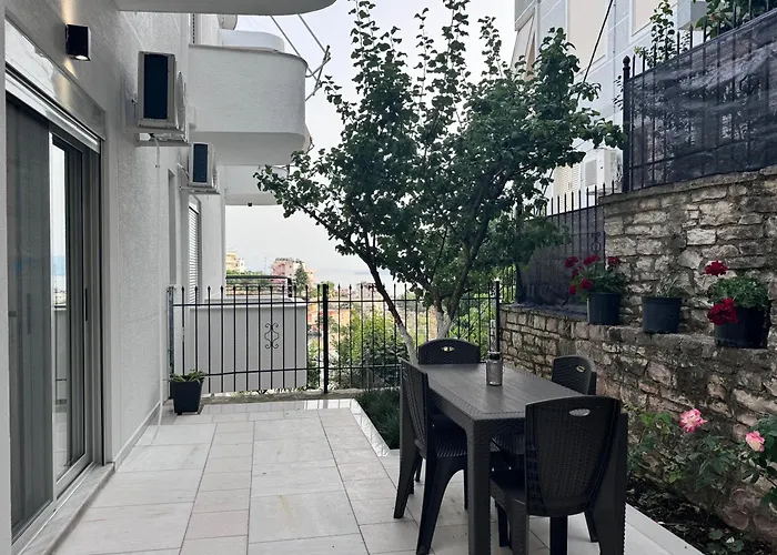 Sunset Hill Apartments